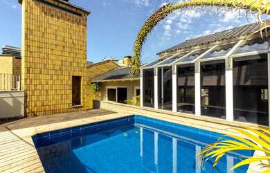 Imagem: O apartamento na cobertura possui 4 Dormitórios, 1 Suíte