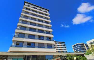 Imagem: O apartamento possui 1 Dormitório, 1 Banheiro, 1 Vaga na garagem