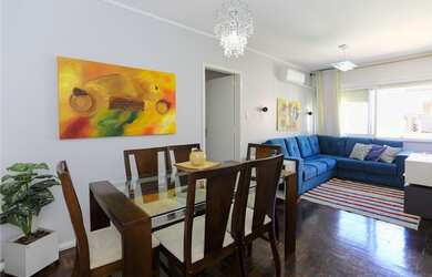 Imagem: O apartamento possui 3 Dormitórios, 1 Suíte, 2 Banheiros