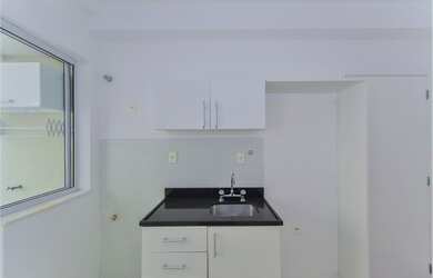 Imagem 6: Condomínio HIT PAULISTA no 12º Andar na Bela Vista Apartamento à Venda...