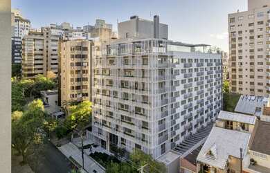 Imagem: O apartamento possui 2 Dormitórios, 1 Suíte, 2 Banheiros