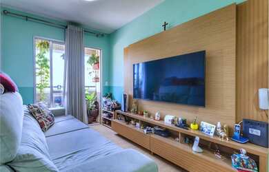 Imagem 1: Condomínio PETRÔNIO PORTELA no 1º Andar na Freguesia do Ó em São...