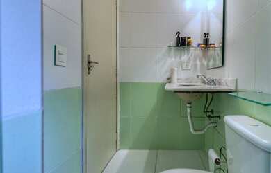 Imagem 5: Condomínio PETRÔNIO PORTELA no 1º Andar na Freguesia do Ó em São...