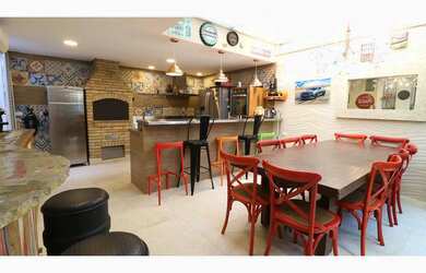 Imagem: A casa em condomínio à venda possui 4 Dormitórios, 4 Suítes