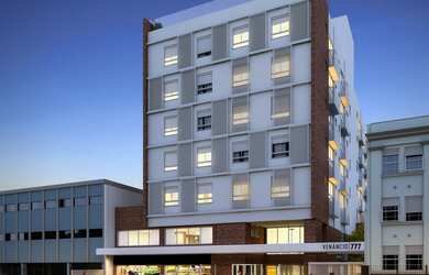 Imagem: O apartamento possui 2 Dormitórios, 1 Suíte, 2 Banheiros