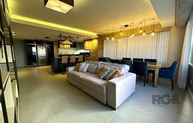 Imagem: O apartamento à venda possui 3 Dormitórios, 1 Suíte, 4 Banheiros