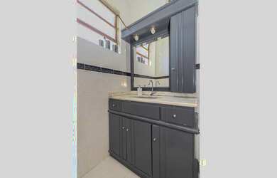 Imagem 10: 4 dormitórios na Rua Professor Fernando Carneiro