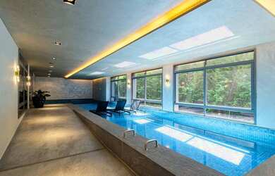 Imagem: O apartamento possui 3 Dormitórios, 3 Suítes, 5 Banheiros