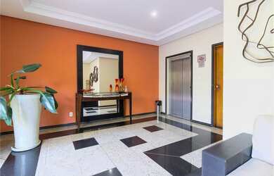 Imagem: O apartamento possui 3 Dormitórios, 1 Suíte, 3 Banheiros