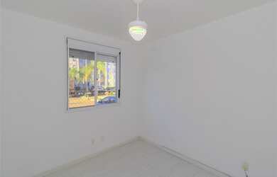 Imagem: O apartamento possui 3 Dormitórios, 1 Suíte, 2 Banheiros