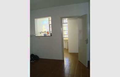 Imagem: A casa possui 2 Dormitórios, 3 Banheiros, 1 Vaga na garagem