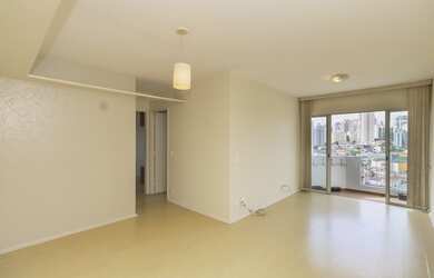 Imagem: O apartamento possui 2 Dormitórios, 1 Suíte, 2 Banheiros