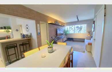 Imagem: O apartamento possui 3 Dormitórios, 1 Suíte, 4 Banheiros