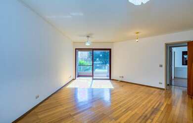 Imagem: O apartamento possui 3 Dormitórios, 1 Suíte, 3 Banheiros