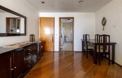 Imagem 2: 3 dormitórios, 1 suítes, 2 banheiro, 2 vagas na garagem, 95M² de Área...