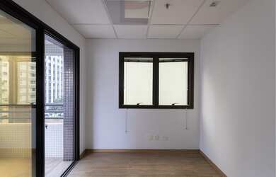 Imagem 3: Sala comercial à venda em São Paulo, Jardim Paulista, 210m²