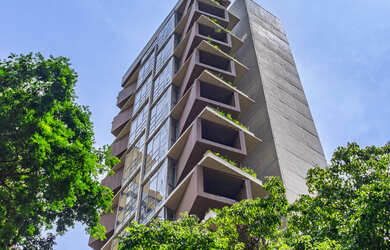 Imagem: O apartamento possui 3 Dormitórios, 3 Suítes, 5 Banheiros