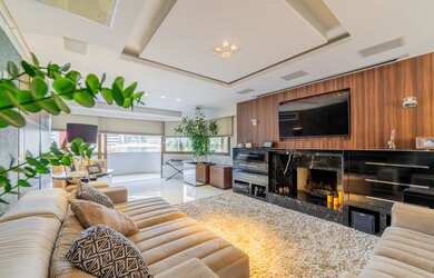 Imagem: O apartamento possui 4 Dormitórios, 4 Suítes, 14 Banheiros