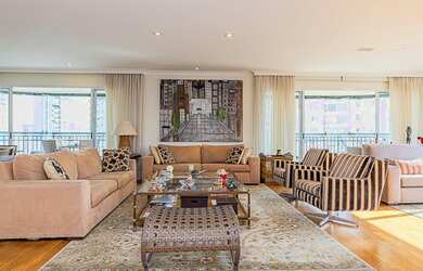 Imagem: O apartamento possui 5 Dormitórios, 4 Suítes, 7 Banheiros