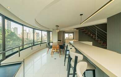 Imagem: O apartamento possui 3 Dormitórios, 2 Suítes, 7 Banheiros