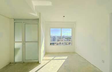 Imagem: O apartamento possui 1 Dormitório, 1 Suíte, 4 Banheiros, 1