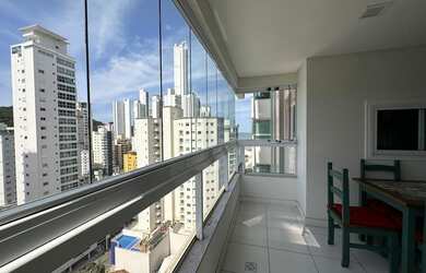 Imagem: O apartamento possui 3 Dormitórios, 3 Suítes, 4 Banheiros