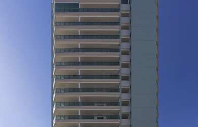 Imagem: O apartamento possui 2 Dormitórios, 1 Suíte, 2 Banheiros