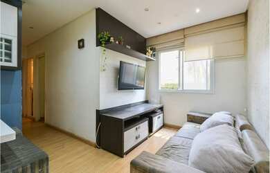 Imagem: O apartamento possui 2 Dormitórios, 1 Banheiro, 1 Vaga na garagem