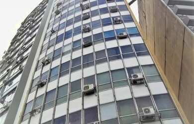 Imagem: A sala comercial possui 1 Banheiro e está localizado em Centro