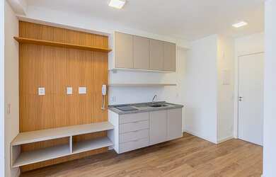 Imagem: O studio possui 1 Dormitório, 1 Banheiro, 25m² de Área e