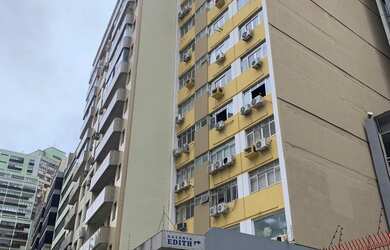 Imagem: A sala comercial possui 1 Banheiro, 37m² de Área e está