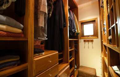 Imagem: O apartamento possui 4 Dormitórios, 4 Suítes, 10 Banheiros