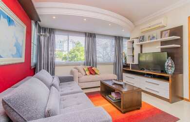 Imagem: O apartamento possui 3 Dormitórios, 1 Suíte, 4 Banheiros