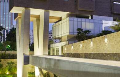 Imagem: O apartamento possui 3 Dormitórios, 3 Suítes, 5 Banheiros