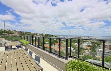 Imagem: O apartamento possui 3 Dormitórios, 3 Suítes, 9 Banheiros