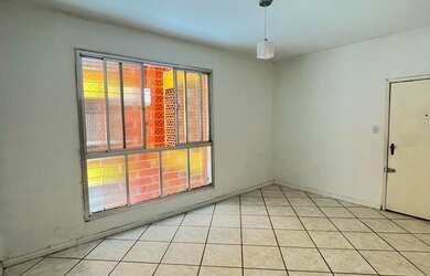 Imagem: O apartamento possui 3 Dormitórios, 1 Banheiro, 87m² de Área