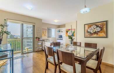 Imagem: O apartamento possui 2 Dormitórios, 2 Banheiros, 2 Vagas na