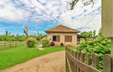 Imagem: A fazenda possui 3 Dormitórios, 290.000m² de Área e está