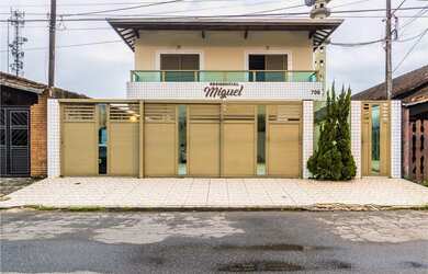 Imagem: A casa possui 2 Dormitórios, 2 Banheiros, 1 Vaga na garagem