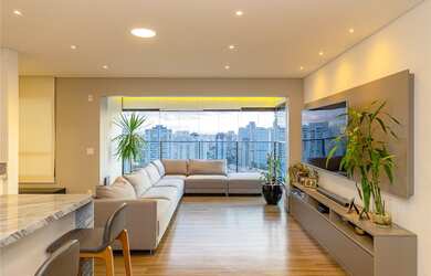 Imagem: O apartamento possui 2 Dormitórios, 1 Suíte, 3 Banheiros e