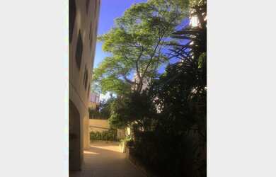 Imagem: O apartamento possui 3 Dormitórios, 1 Suíte, 2 Banheiros