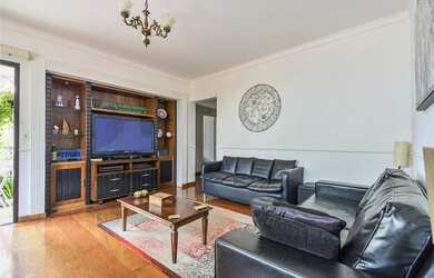 Imagem: O apartamento possui 3 Dormitórios, 3 Banheiros, 2 Vagas na