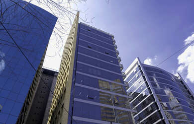 Imagem: A sala comercial possui 2 Banheiros, 10 Vagas na garagem e