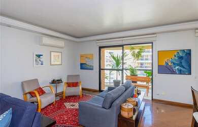 Imagem: O apartamento possui 3 Dormitórios, 1 Suíte, 5 Banheiros