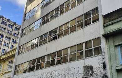 Imagem: A sala comercial possui 1.400m² de Área e está localizado