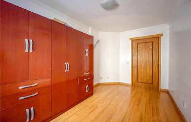 Imagem 15: Apartamento à venda no bairro Vila Ipiranga - Porto Alegre/RS