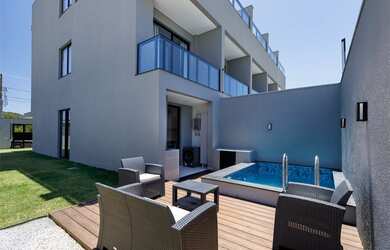 Imagem: A casa possui 1 Banheiro, 140m² de Área, Imóvel mobiliado