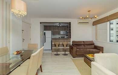 Imagem: O apartamento possui 3 Dormitórios, 1 Suíte, 2 Banheiros