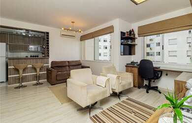 Imagem 2: Apartamento à venda no bairro Vila Ipiranga - Porto Alegre/RS