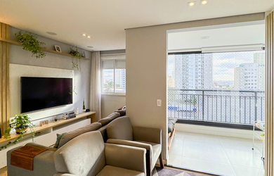 Imagem: O apartamento possui 2 Dormitórios, 1 Suíte, 3 Banheiros